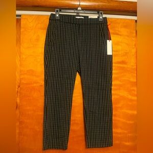 ELLE Black with White Striped Cropped Pull On Pants
